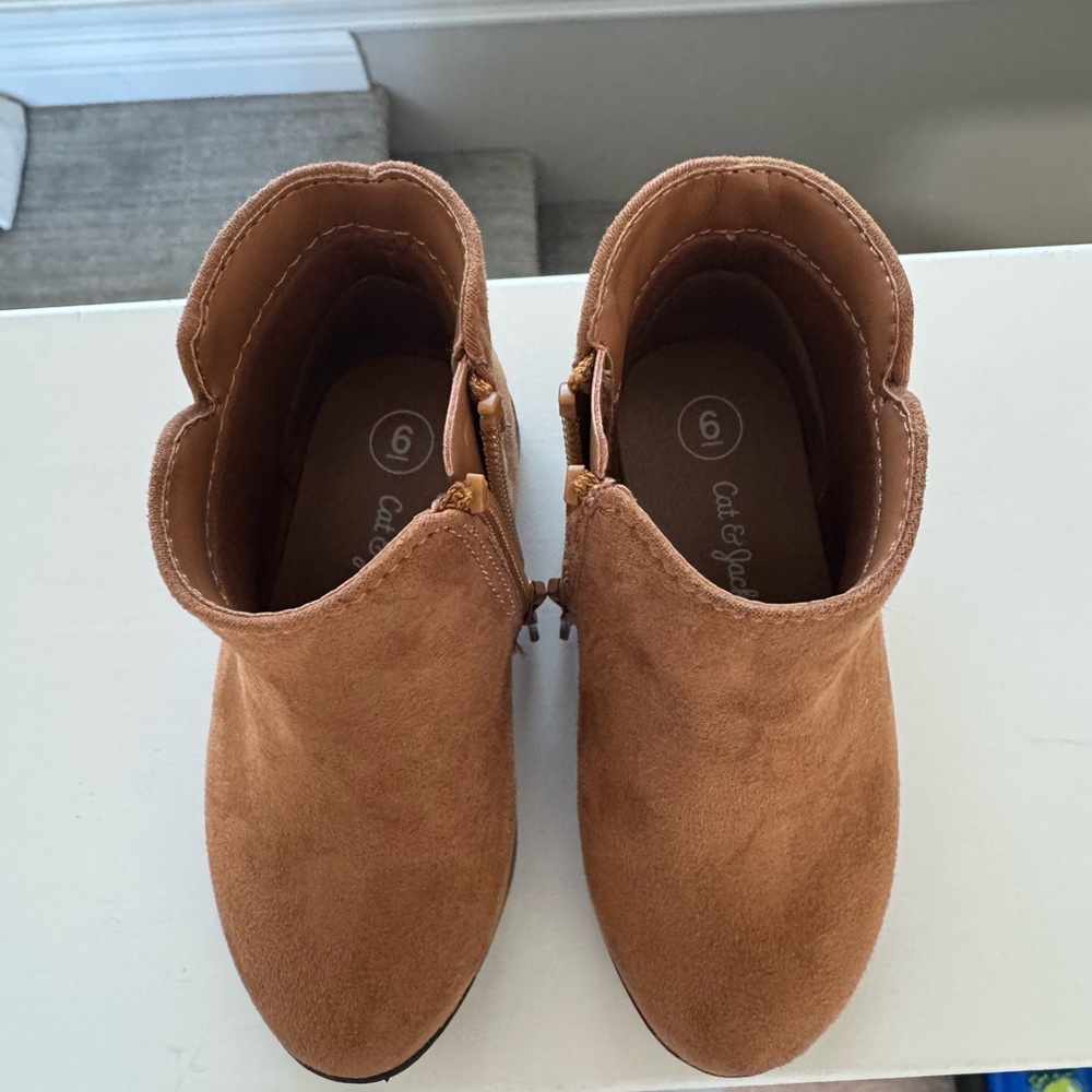 Cat & Jack Tan Kids Boots